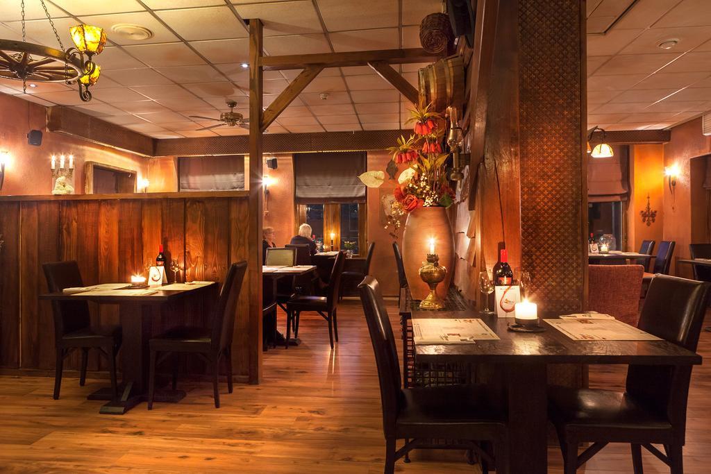 Hotel Hartlief Buinen エクステリア 写真