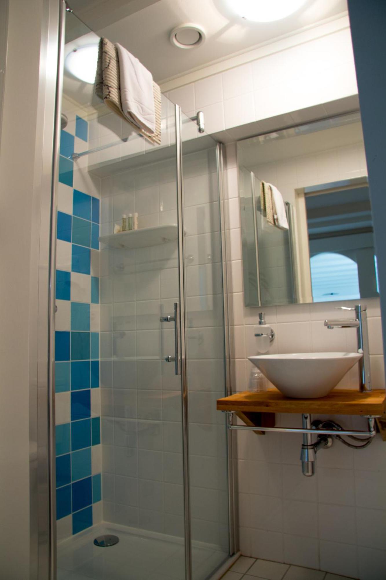 Hotel Hartlief Buinen 部屋 写真