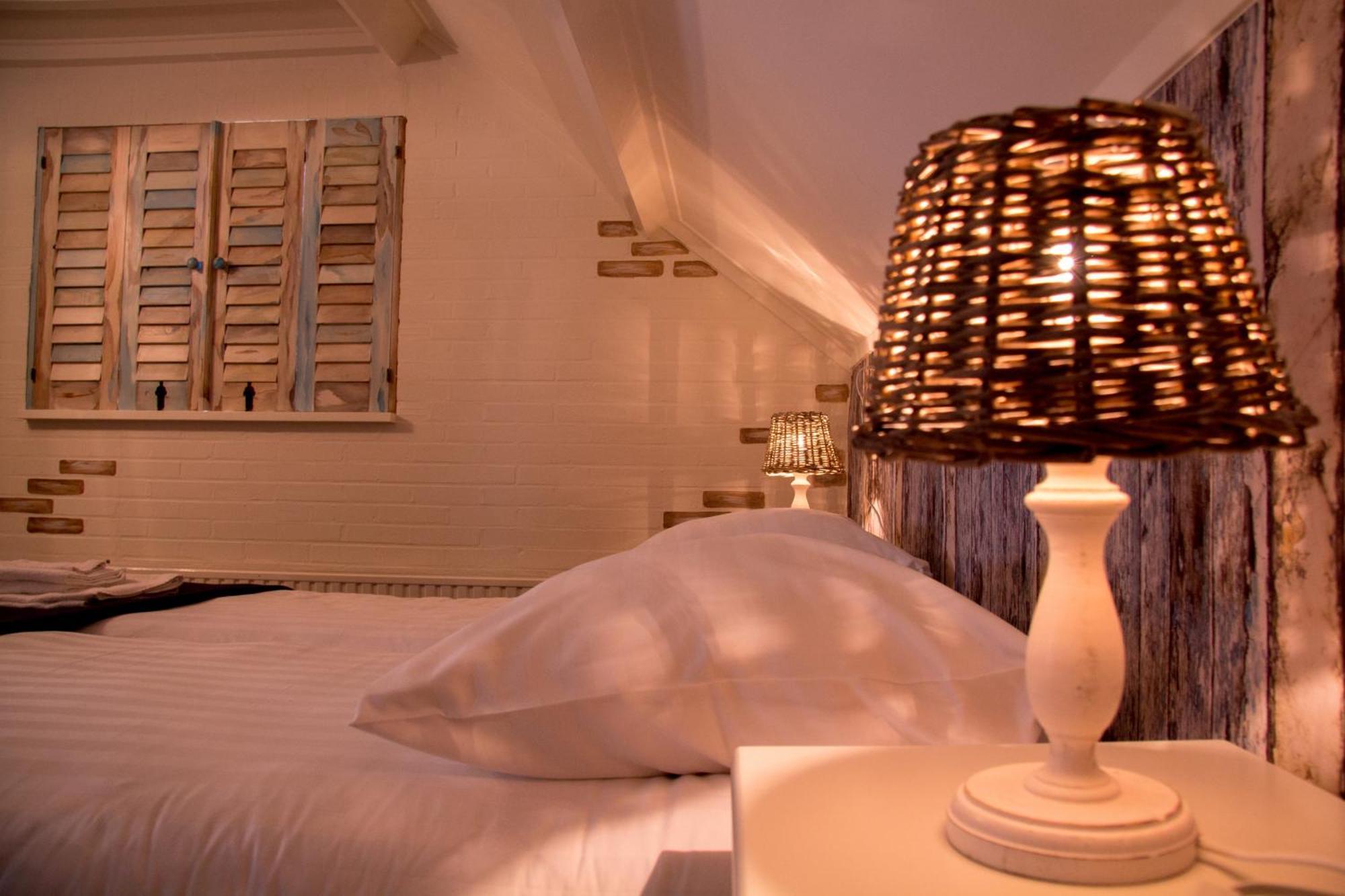 Hotel Hartlief Buinen 部屋 写真